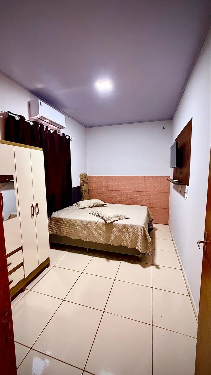 Espaço de lazer com área gourmet, piscina, quarto mobiliado 