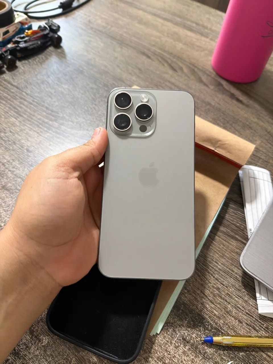 iPhone 15 pro Max - Foto 2