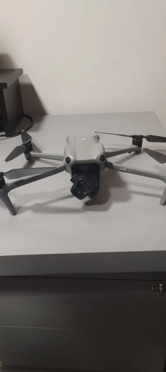 Drone DJI Air 3 | 2 Câmeras 48MP | 4K | Tele 3x | 1 Bateria - Foto 3