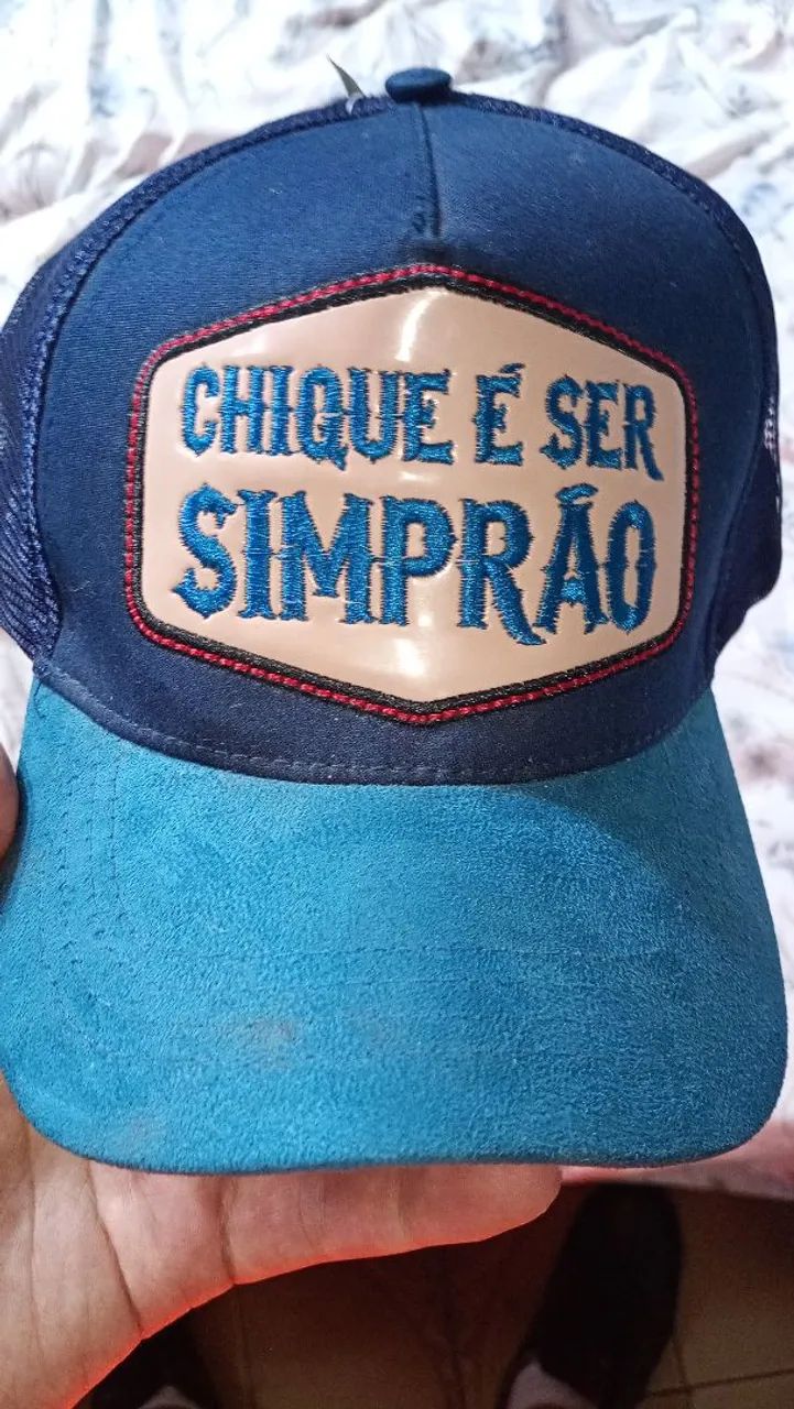 Vendo bonés novos por R$25 reais qualquer um.ENTREGO - Foto 4