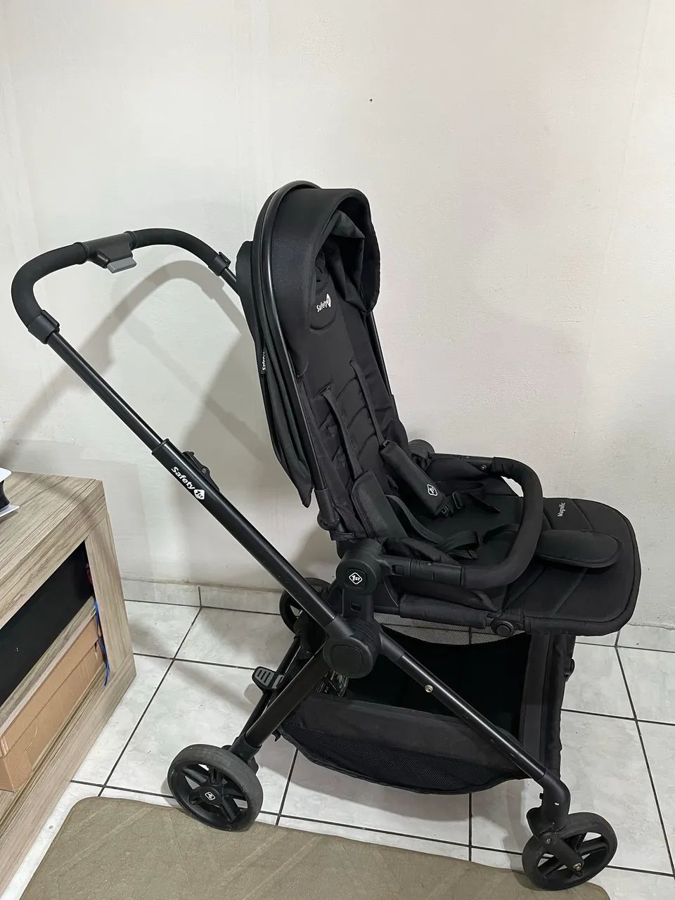 Carrinho e bebê conforto 