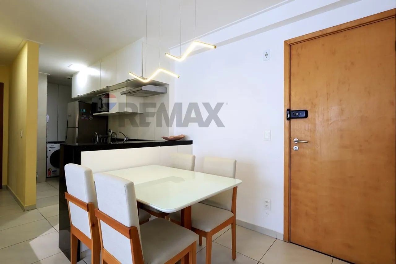 Apartamento mobiliado e equipado com 55m com 2 quartos, sendo 1 suíte, área de serviço, wc - Foto 2