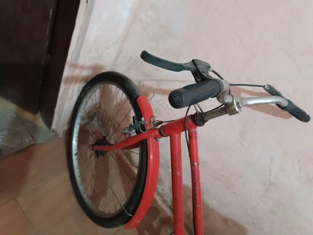 Bicicleta modelo antigo  - Foto 5