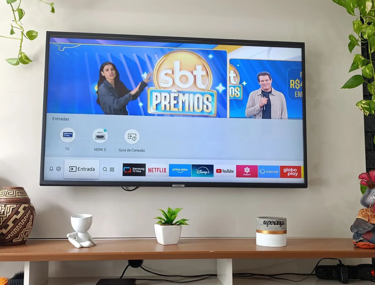 Smart Tv 4k Samsung 43 polegadas - Foto 2