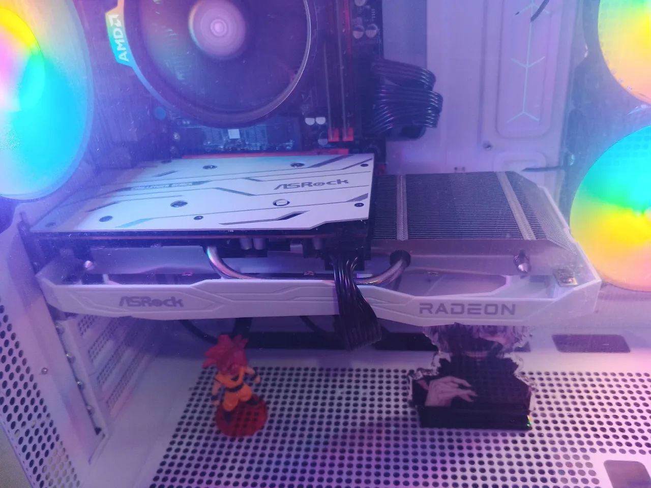 RX 6600 8g asrock branco - Foto 4