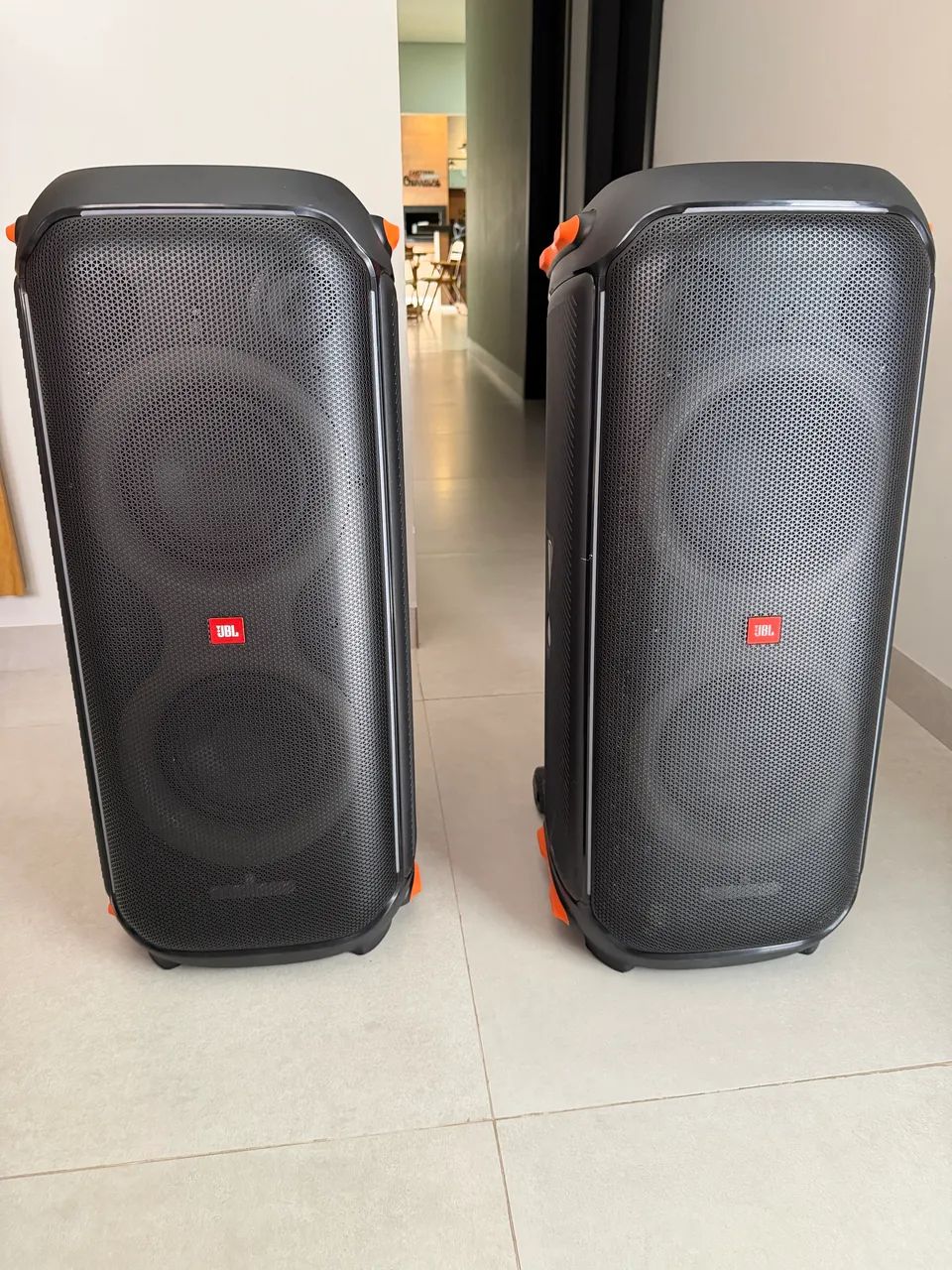 JBL partybox 710
