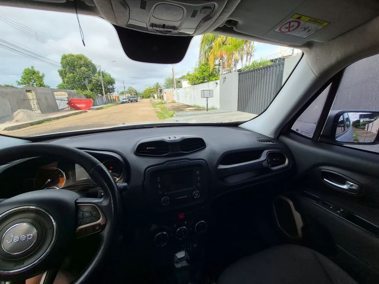 Jeep Renegade Longitude 1.8 4X2 Flex 16V Aut. 2016 - Foto 2
