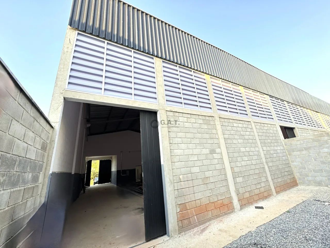 Galpão para locação em Sorocaba-SP, Jardim Azaleas, com 348m² de área. Venha conferir! - Foto 4