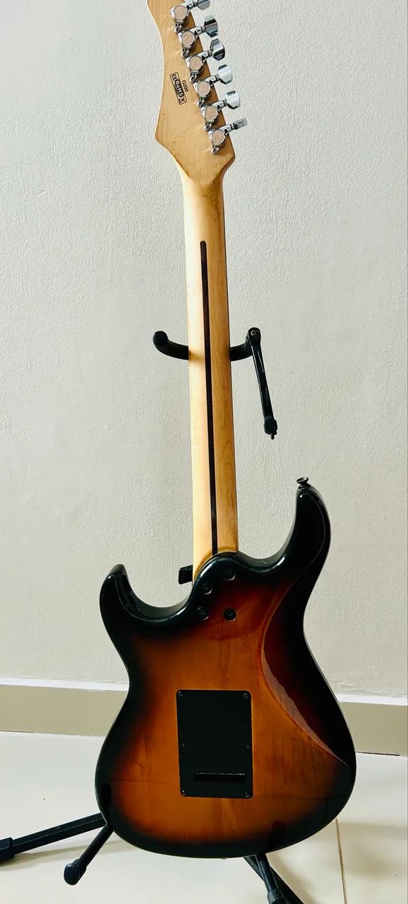 Guitarra Cort G200 SSS - Foto 2
