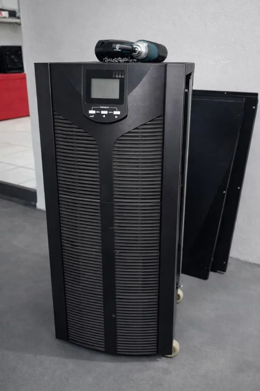 Nobreak 6 KVA SENOIDAL 220V,  saida 220V