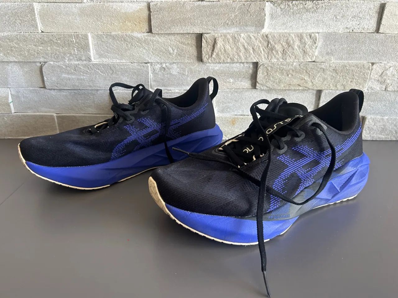 Asics Novablast 5  - Foto 2