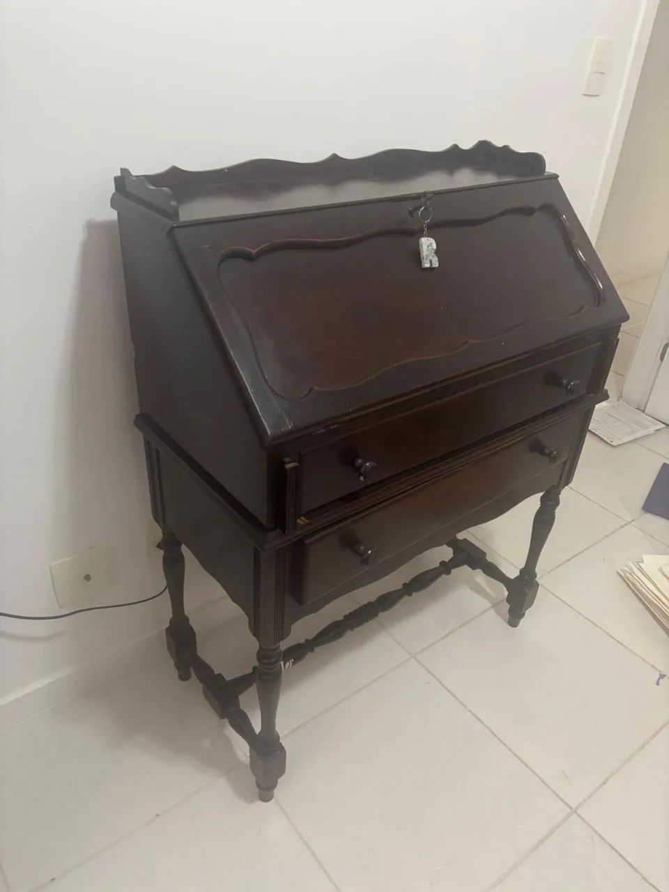 Escrivaninha estilo império madeira maciça 