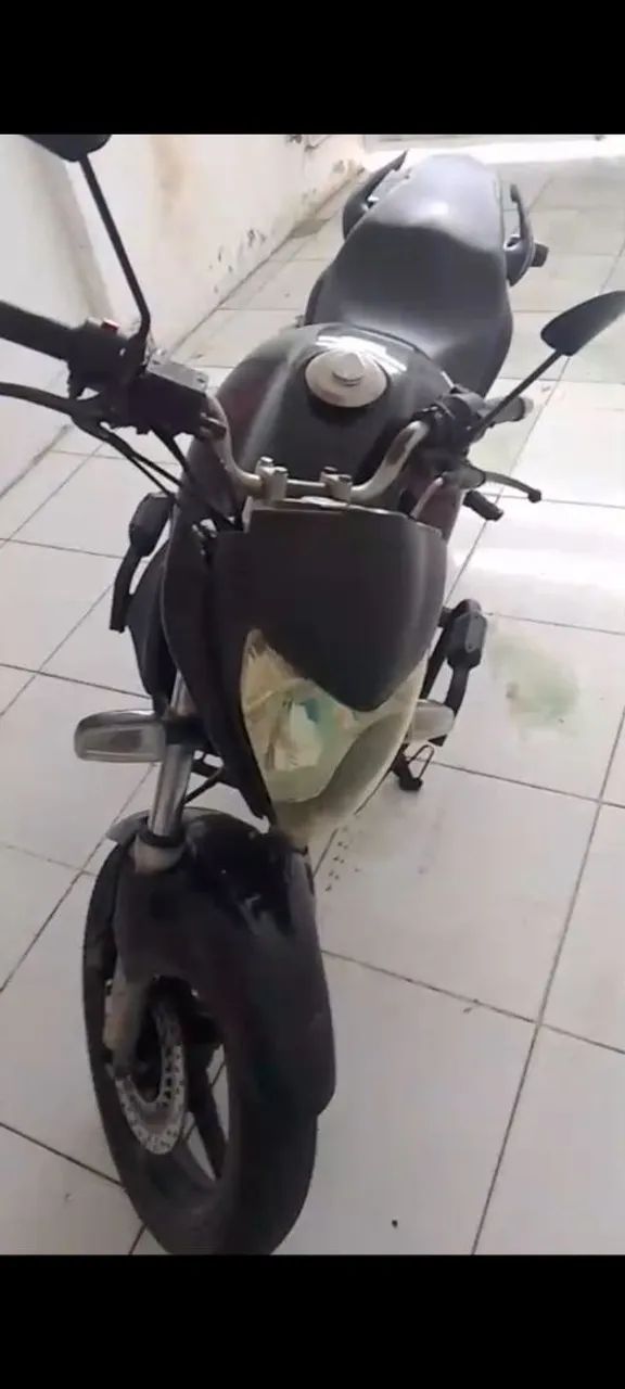 Cb 300 ano 2010 valor 11.500 - Foto 4