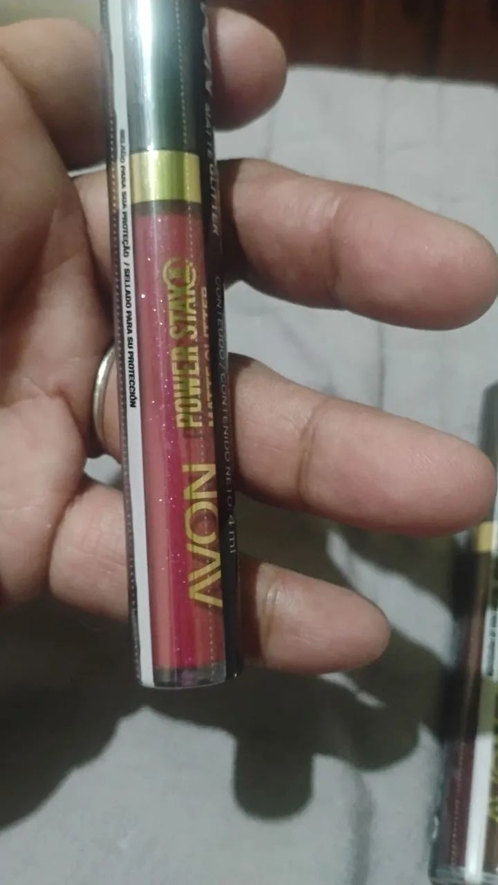 Batom Power glitter AVON  - Foto 3
