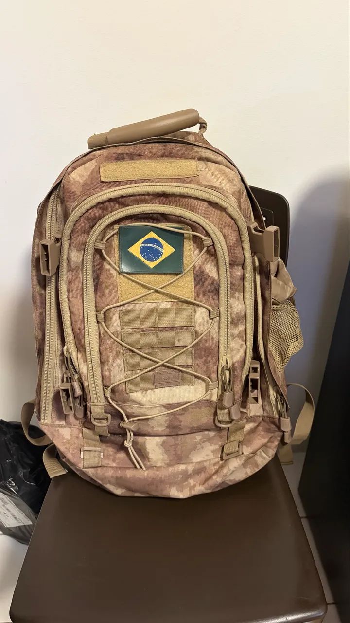 Mochila Invictus Duster 35 litros - Coyote 