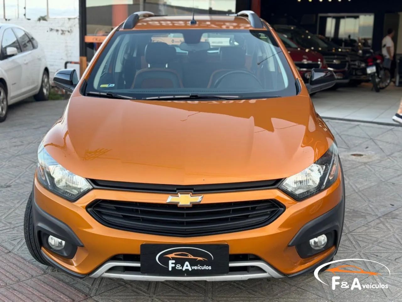 Chevrolet Onix Activ 1.4 8V Flex Aut. 4P 2019 - Foto 2