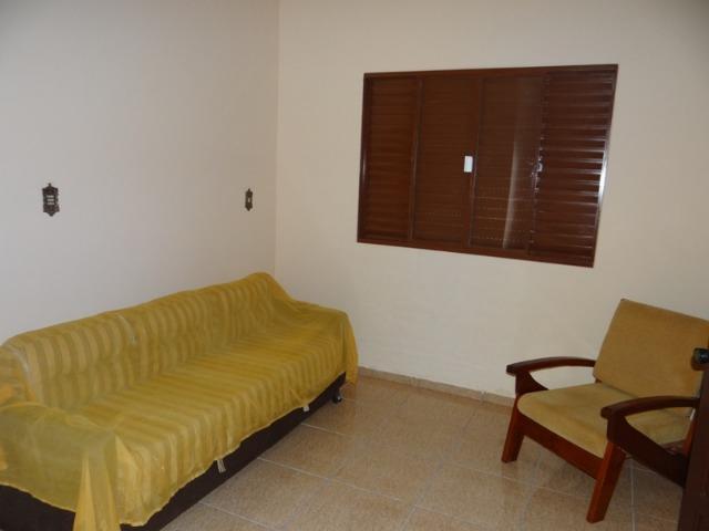 Lindo sobrado, 04 dormitórios, 03 banheiros, terreno todo murado - Foto 10