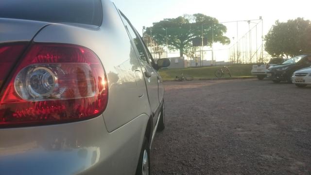 Siena Celebration Fire Flex 1.0 - 2009 - Única Dona - 76.000 km originais