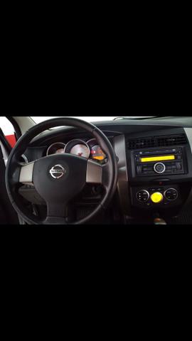 Nissan livina SL 1.8 automática 16V - Foto 8
