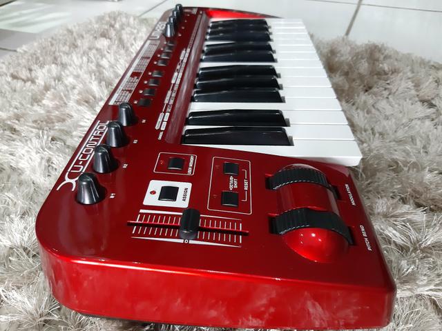 Controlador umx250 behringer novissimo - Foto 2