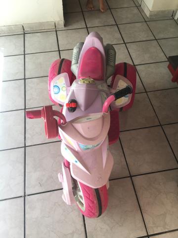 Vendo moto elétrica rosa