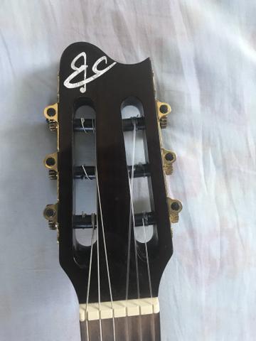Violão elétrico (luthier)