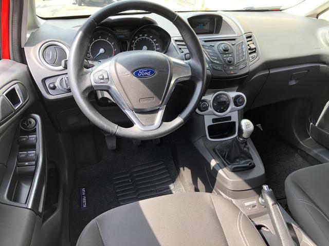 New Fiesta 1.6 SE 2016 Câmbio Manual Baixa Km , Impecável !!! - Foto 9
