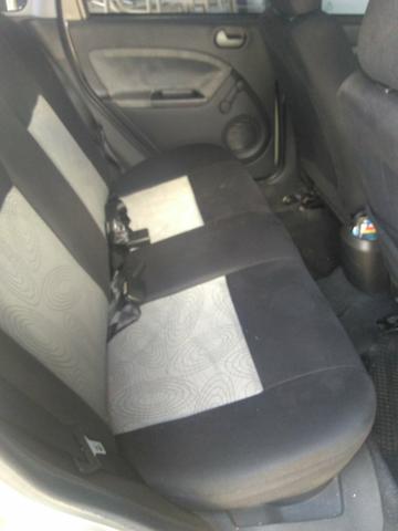 Fiesta Sedan 1.6 Completo 2008 - Foto 3