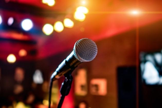 Aluguel de karaoke e videoke em Teresina. Materiais para eventos - *