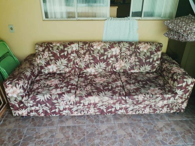 Sofá parma de 3 lugares semi novo com tecido impermeável - Foto 3