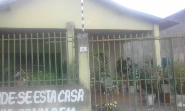 Vende-se casa