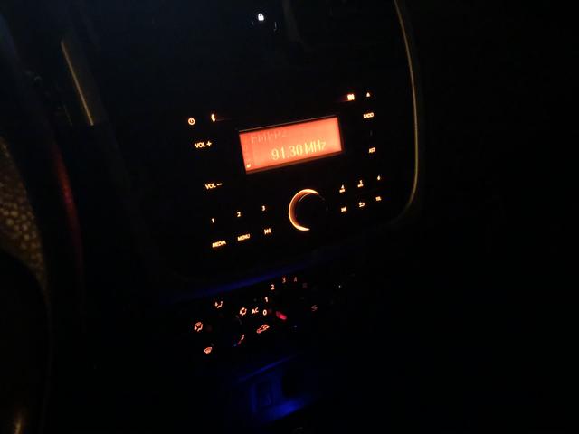 Renault Sandero Expression 1.0 16V 2015 - Foto 10