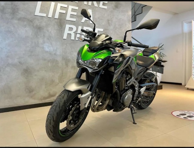 KAWASAKI Z 900