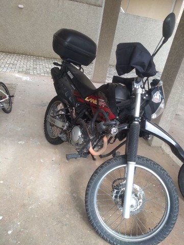 VENDO MOTO LANDER,250