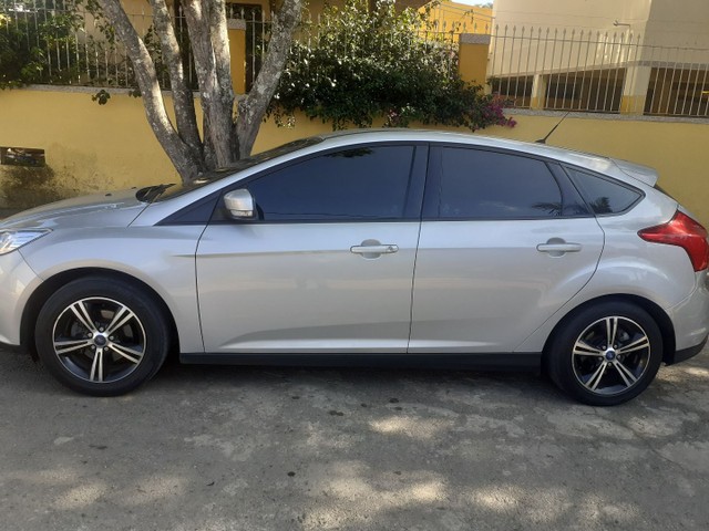 FORD FOCUS 1.6 MANUAL
