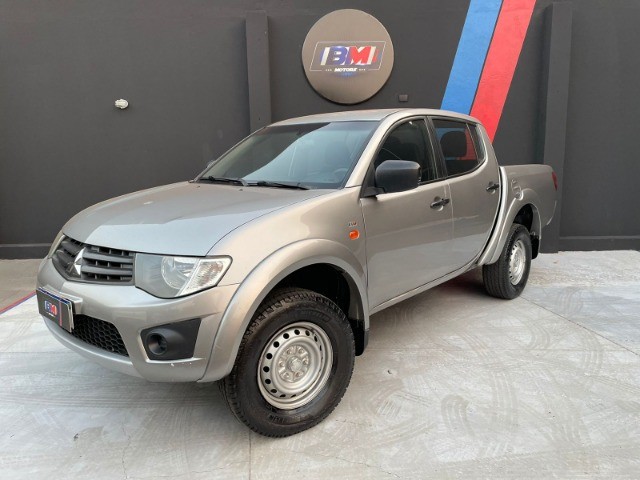 L200 TRITON HLS