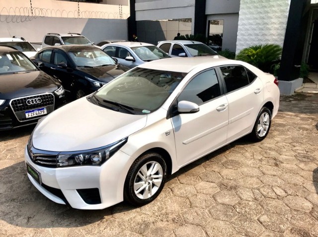 TOYOTA COROLLA GLI AUTOMÁTICO