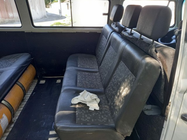 KOMBI 2012 MUITO NOVA