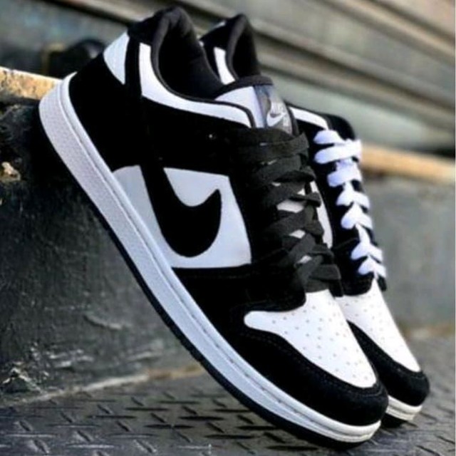 "NEW RELEASE" NIKE SB DUNK LOW PRO 