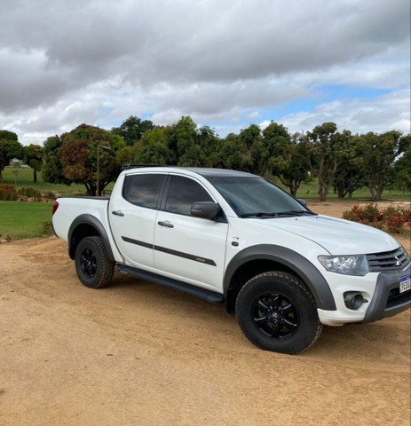 VENDO L200 TRITON OUTDOOR DIESEL AUTOMÁTICA 4X4