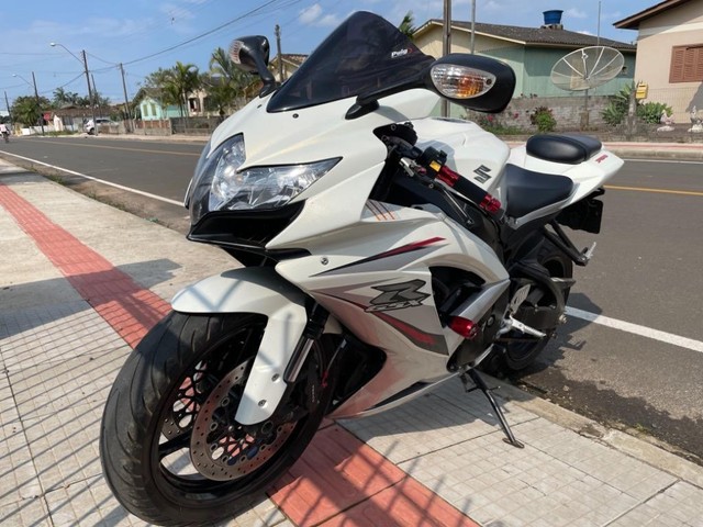 SUZUKI GSXR 750 APENAS 36.000 KM!