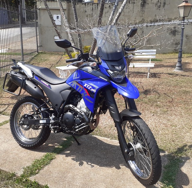 VENDO LANDER 2020 R$ 20.000,00