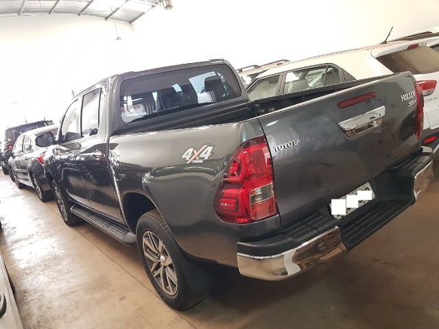TOYOTA HILUX SRX 2017