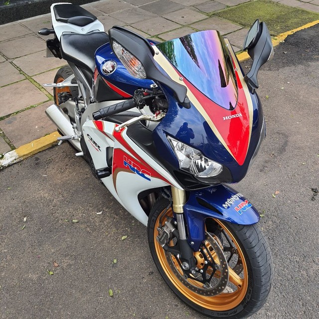HONDA CBR 1000 RR