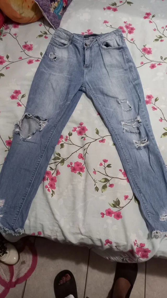 Calça jeans tam 40
