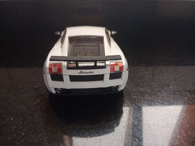 Lamborghini jada 1/24 - Foto 4