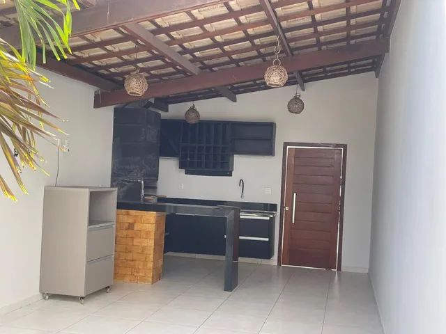 Oportunidade Casa 2/4 com closet - área goumert - em condomínio 