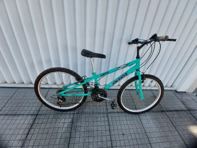 ULTRA BIKE Bicicleta Bikes Bicolor Feminina Aro 24 – 18 Marchas