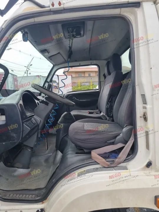 Iveco Vertis 90V18 Ano/Modelo:2012/2013 - Foto 9