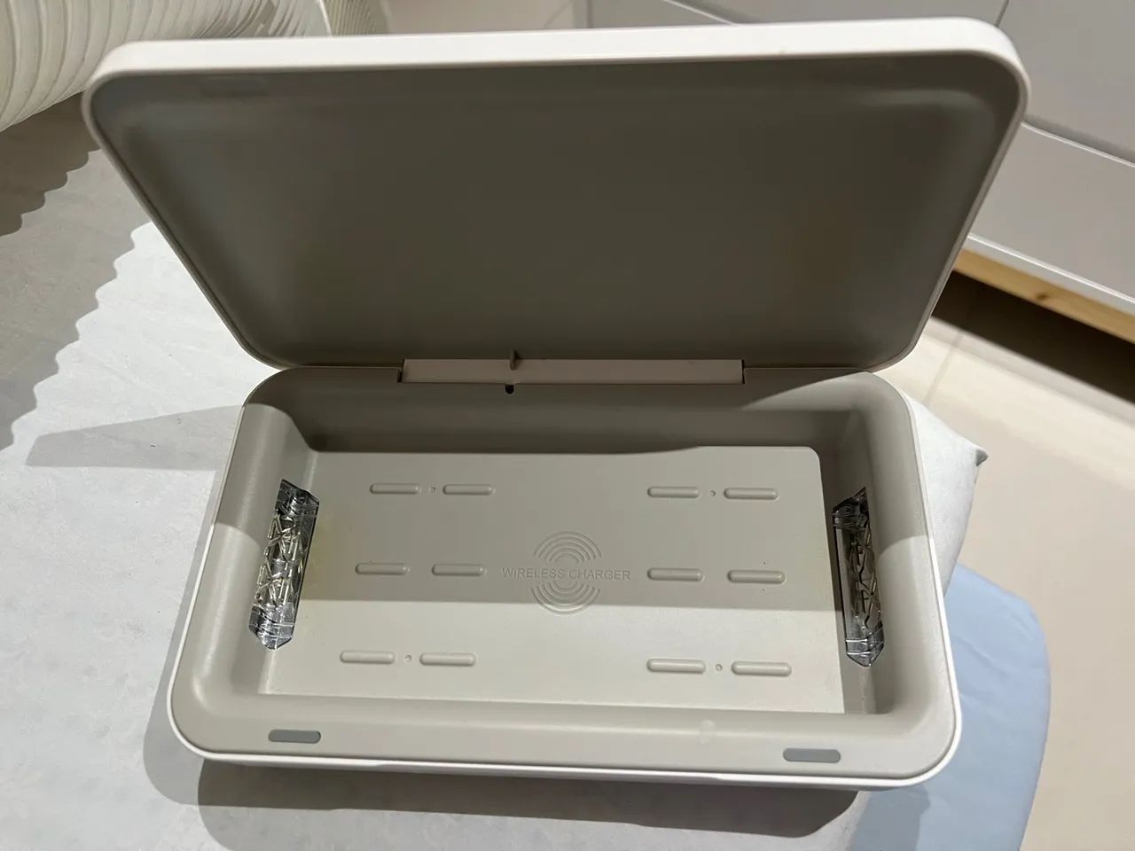 Esterilizador UV e Carregador Sem Fio Samsung